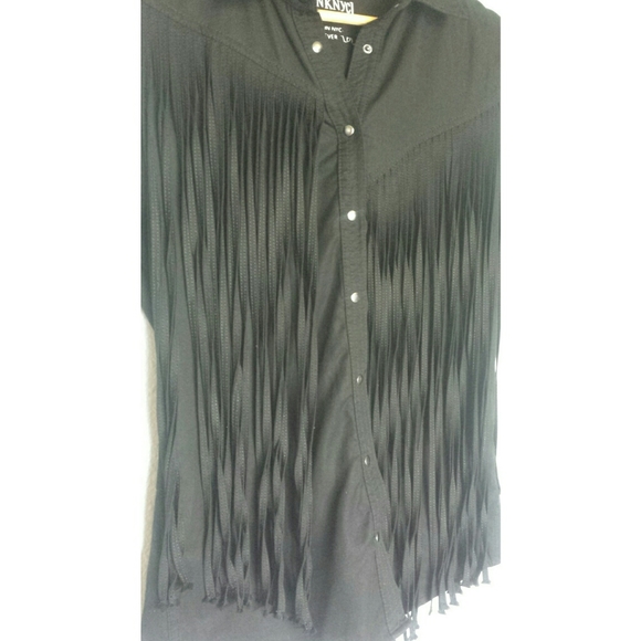Blank NYC Fringe Button Sleeveless Top Size Small - Picture 4 of 8